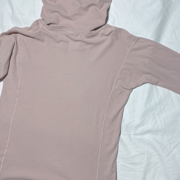 Columbia Waffle Knit Blush Pink Colored Light Weight Hoodie. Sz Large. Hi-Lo Hem - Picture 8 of 11
